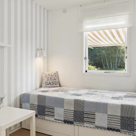 5 Bedroom Beautiful In