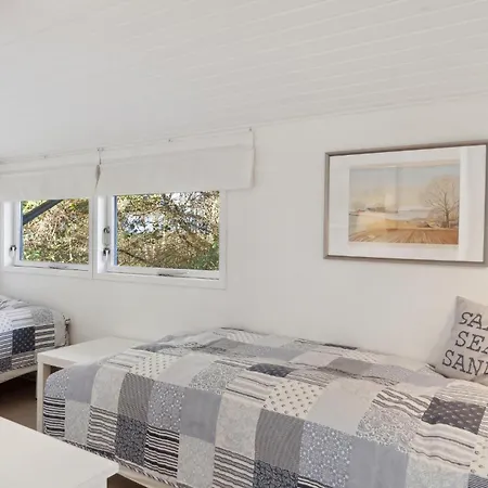Semesterbostad 5 Bedroom Beautiful In