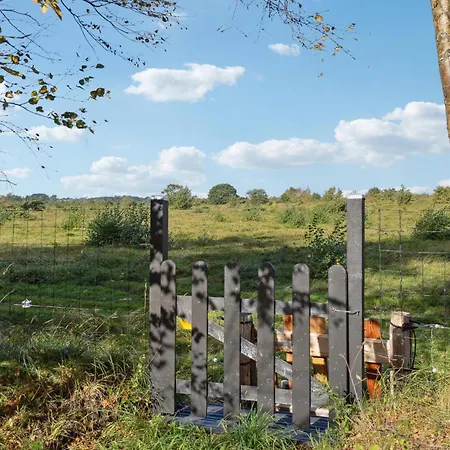 5 Bedroom Beautiful In Prázdninový dům